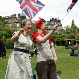 In the Spirit of the 40s